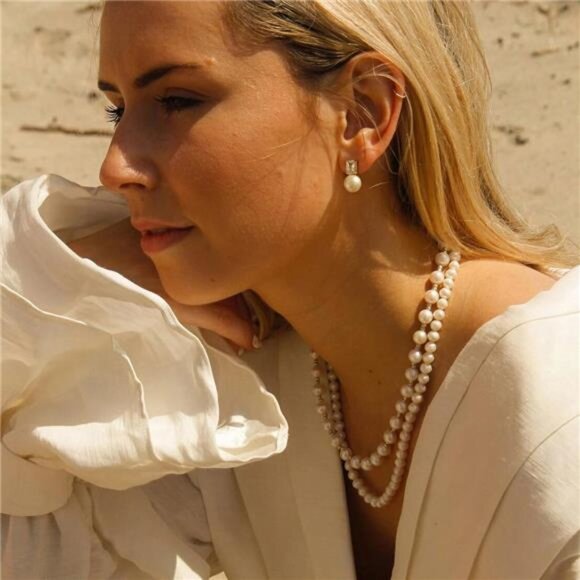 18K Gold-Plated Pearl Drop Earrings – Rectangular Zircon Halo Design, Elegant - Picture 3 of 5